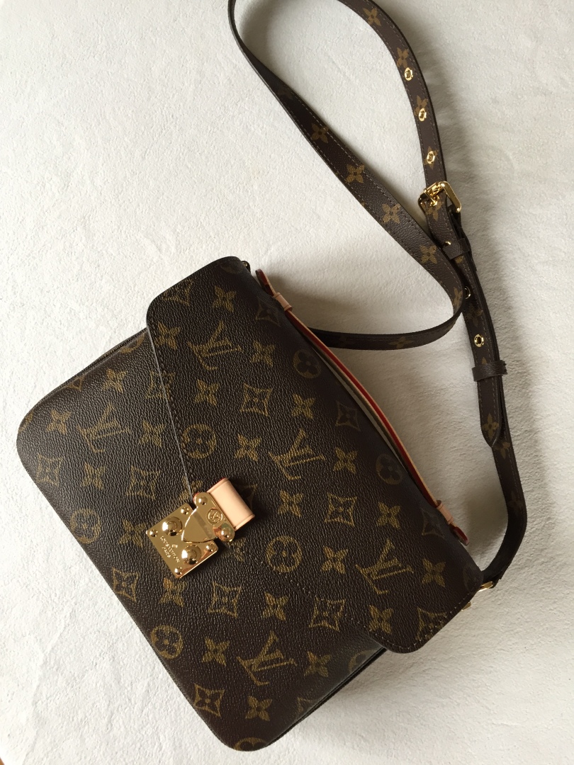 Ioffer Louis Vuitton Shoulder Bags | Sante Blog